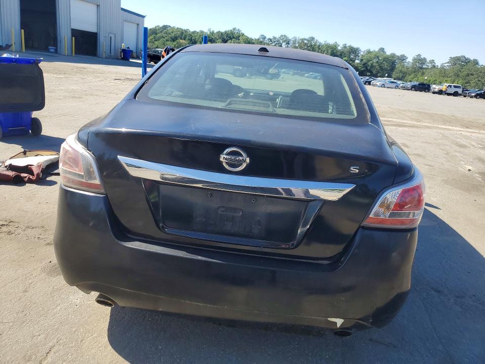 2015 Nissan Altima მანქანა იყიდება აუქციონზე, vin: 1N4AL3AP8FN867141, აუქციონის ნომერი: 53763836