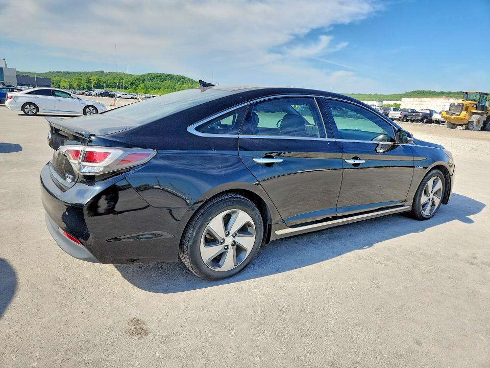 Продажа на аукционе авто 2016 Hyundai Sonata Hybrid, vin: KMHE34L19GA008932, номер лота: 52165096