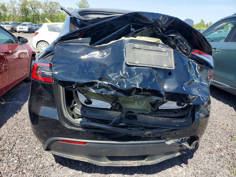 52125156 :رقم المزاد ، 7SAYGAEE2NF523024 vin ، 2022 Tesla Model Y مزاد بيع