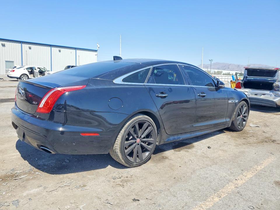 Продажа на аукционе авто 2017 Jaguar Xj, vin: SAJWA1C78H8W08420, номер лота: 53810706
