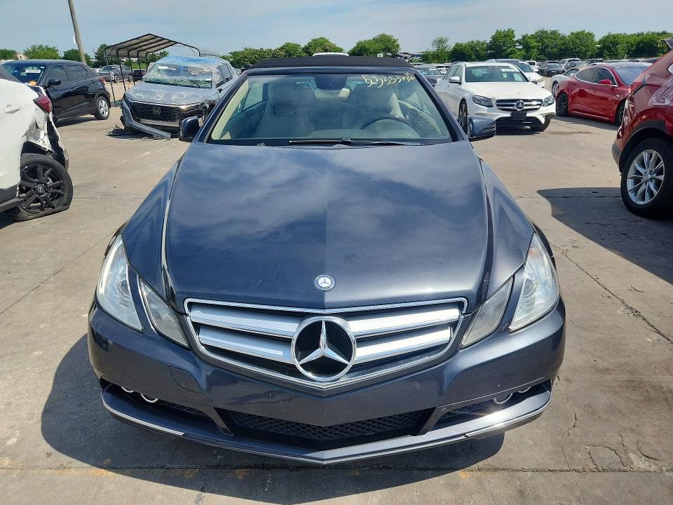 2011 Mercedes-benz E მანქანა იყიდება აუქციონზე, vin: WDDKK5GFXBF095764, აუქციონის ნომერი: 55353736