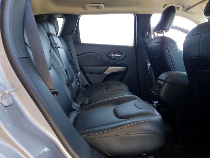53648126 :رقم المزاد ، 1C4PJMDB8JD564620 vin ، 2018 Jeep Cherokee مزاد بيع