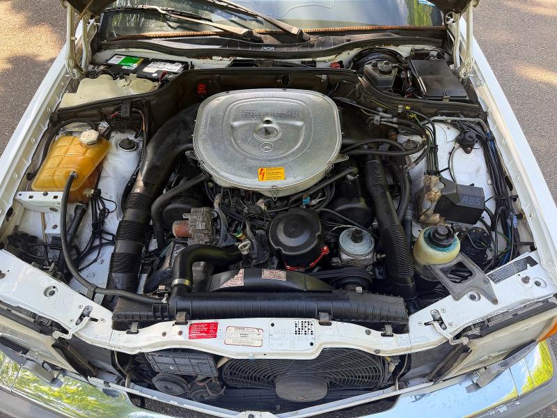 53603086 :رقم المزاد ، WDBCA45D9HA359414 vin ، 1987 Mercedes-benz 560 مزاد بيع
