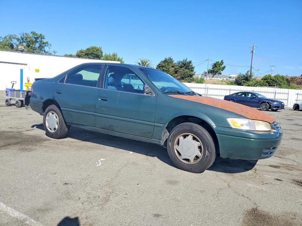 55031606 :رقم المزاد ، JT2BG22K5X0309304 vin ، 1999 Toyota Camry مزاد بيع