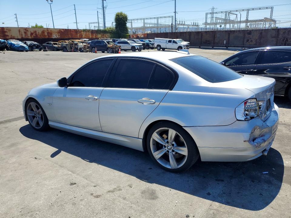 52103156 :رقم المزاد ، WBAPM77539NL86777 vin ، 2009 Bmw 335 مزاد بيع
