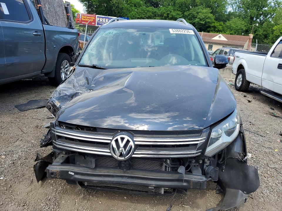 Продаж на аукціоні авто 2015 Volkswagen Tiguan, vin: WVGBV7AX2FW518840, номер лоту: 53882256