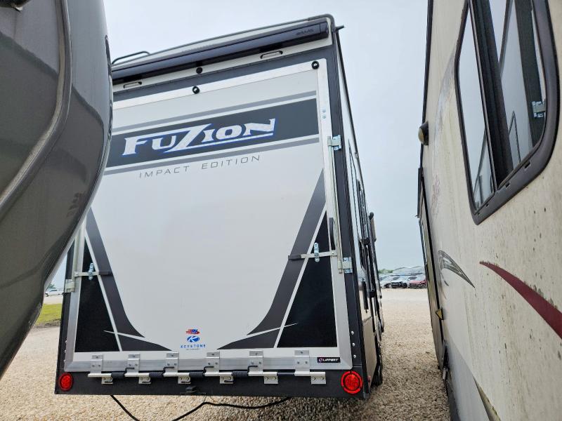 51852466 :رقم المزاد ، 4YDF1PT20SF815227 vin ، 2025 Keys Trailer مزاد بيع
