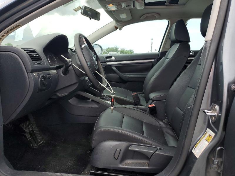 53298986 :رقم المزاد ، 3VWRX7AJ5AM146649 vin ، 2010 Volkswagen Jetta مزاد بيع