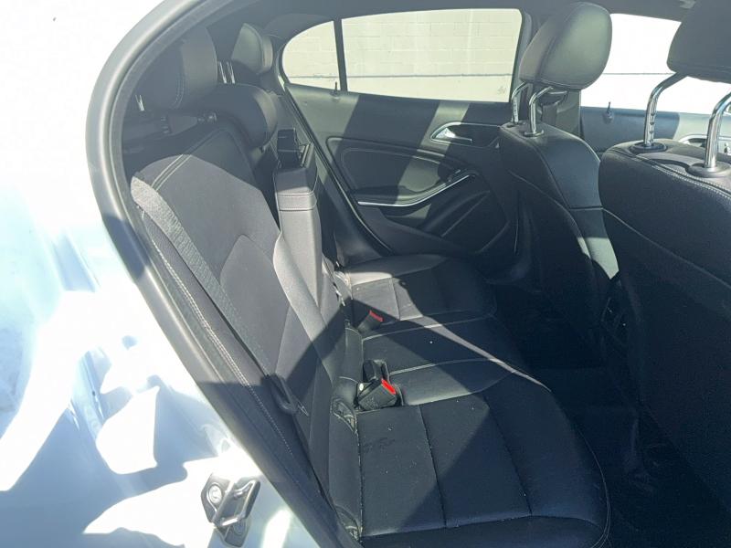 52585826 :رقم المزاد ، WDCTG4GB7JJ477053 vin ، 2018 Mercedes-benz Gla مزاد بيع