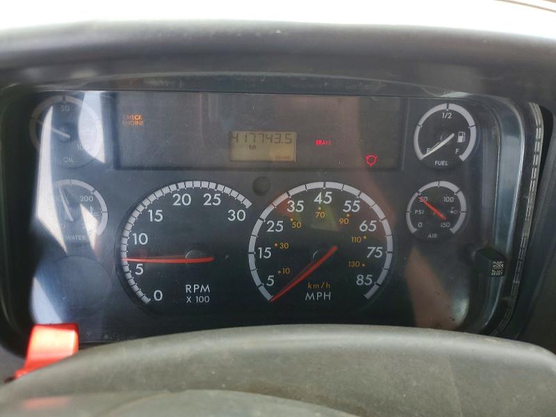 55202906 :رقم المزاد ، 1FVACWCT36HV81464 vin ، 2006 Freightliner M2 مزاد بيع