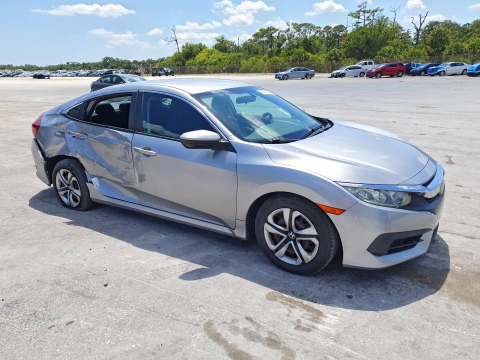 51993796 :رقم المزاد ، 19XFC2F58GE028419 vin ، 2016 Honda Civic مزاد بيع