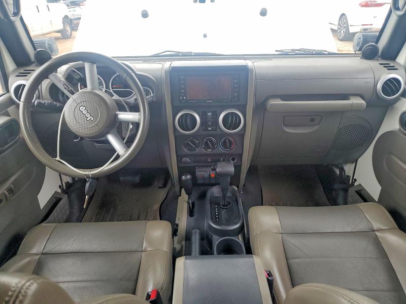2010 Jeep Wrangler Unlimited მანქანა იყიდება აუქციონზე, vin: 1J4HA5H11AL156827, აუქციონის ნომერი: 55172396