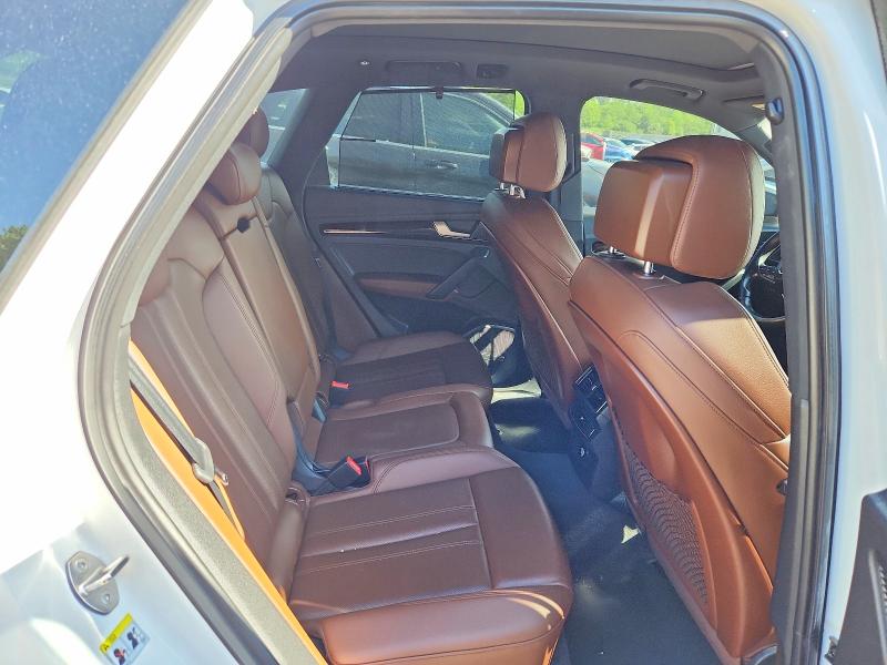 54646896 :رقم المزاد ، WA1BNAFY2J2247596 vin ، 2018 Audi Q5 مزاد بيع