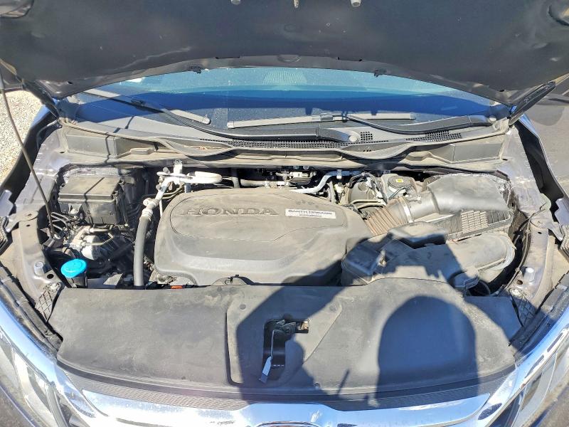 55463296 :رقم المزاد ، 5FNRL6H28JB036111 vin ، 2018 Honda Odyssey مزاد بيع