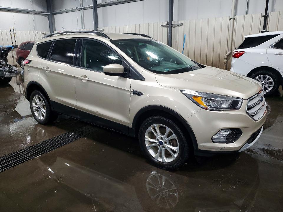 55536796 :رقم المزاد ، 1FMCU9GD3JUB56246 vin ، 2018 Ford Escape مزاد بيع