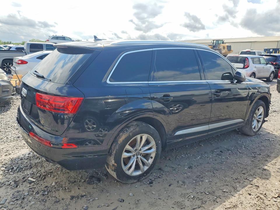 52843406 :رقم المزاد ، WA1AAAF75JD007686 vin ، 2018 Audi Q7 مزاد بيع
