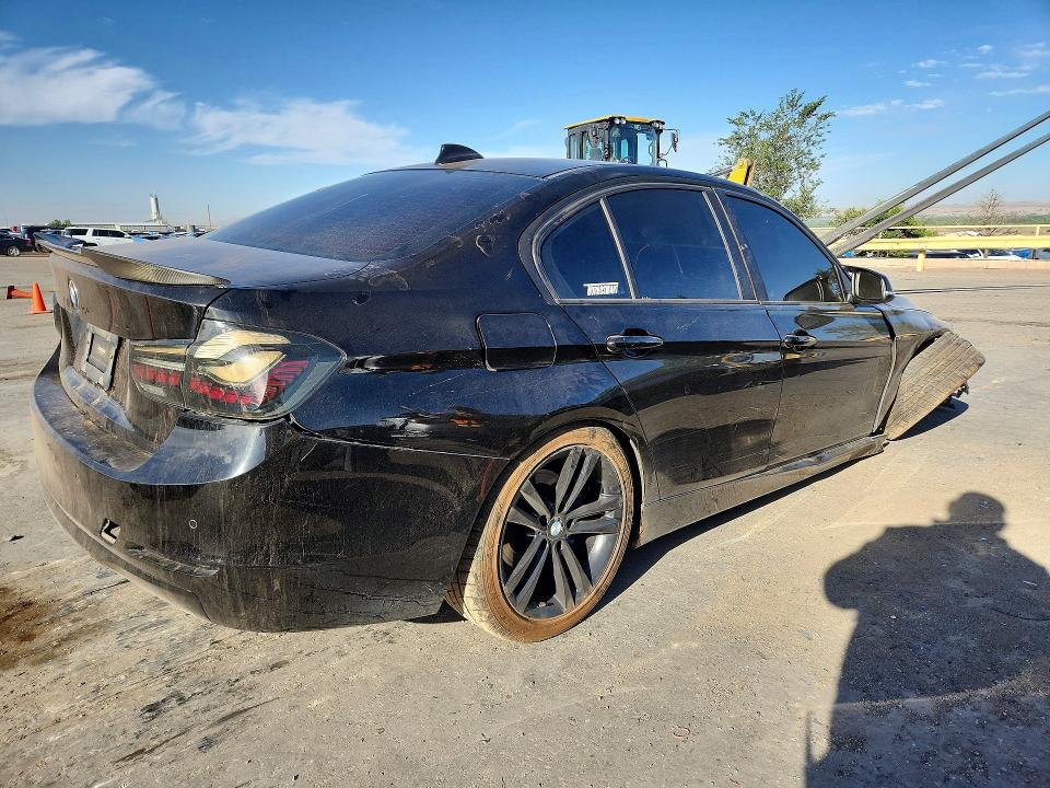 53988226 :رقم المزاد ، WBA3C1C54EK113380 vin ، 2014 Bmw 328 مزاد بيع