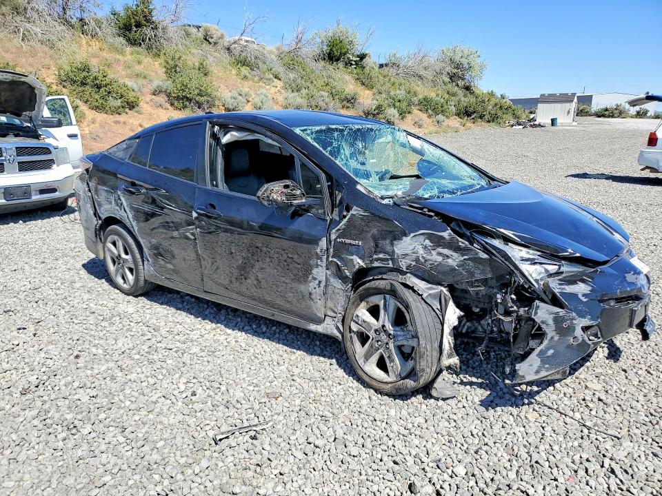 53807186 :رقم المزاد ، JTDKARFU5J3068377 vin ، 2018 Toyota Prius مزاد بيع