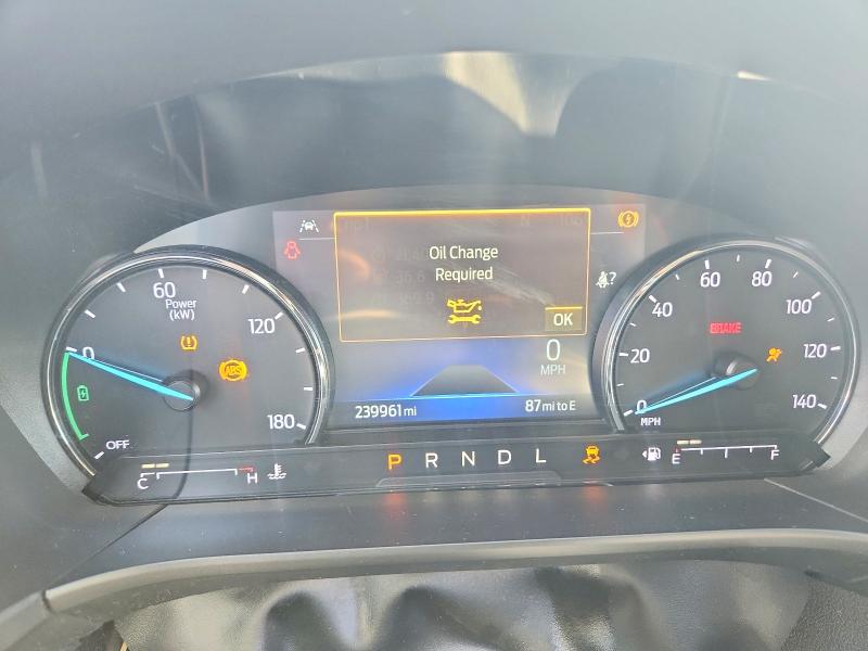 Продажа на аукционе авто 2022 Ford Escape, vin: 1FMCU0BZ1NUA25787, номер лота: 53473966