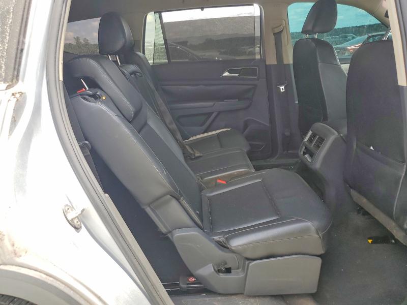 53117226 :رقم المزاد ، 1V2CR2CA9JC589390 vin ، 2018 Volkswagen Atlas مزاد بيع