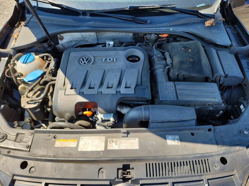 53962286 :رقم المزاد ، 1VWCN7A30EC007792 vin ، 2014 Volkswagen Passat مزاد بيع