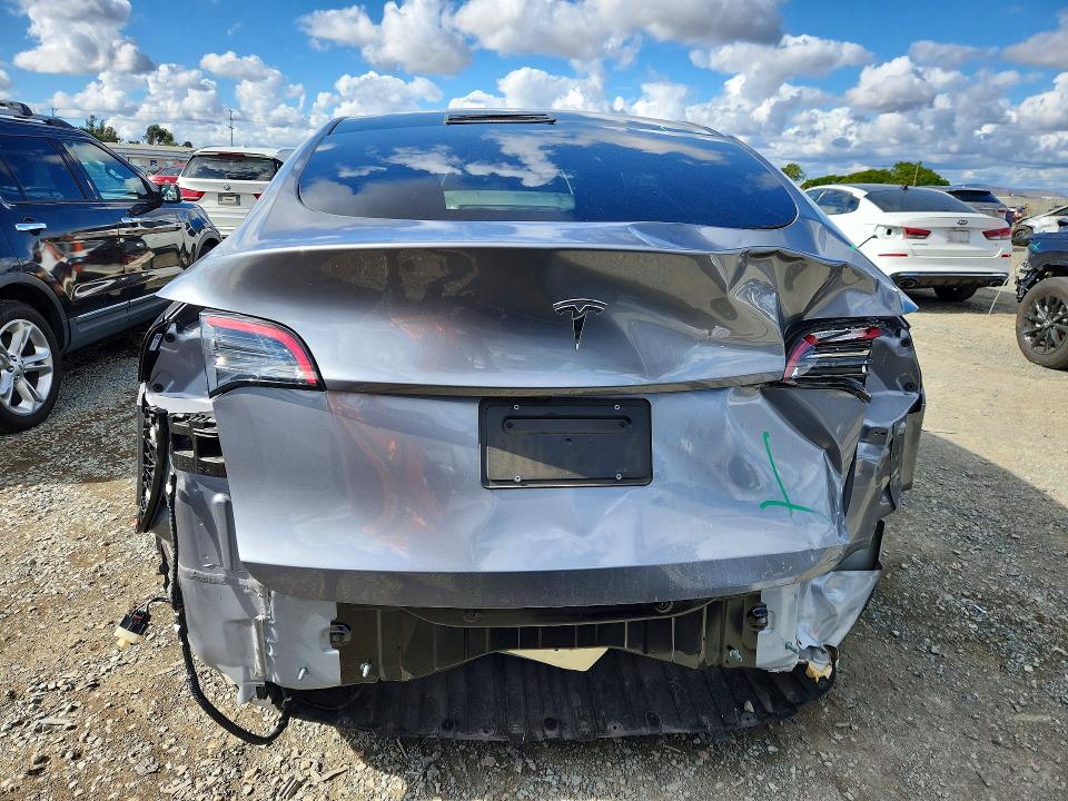 Aukcja sprzedaży 2025 Tesla Model Y, vin: 7SAYGDEDXSF264660, numer aukcji: 51893916