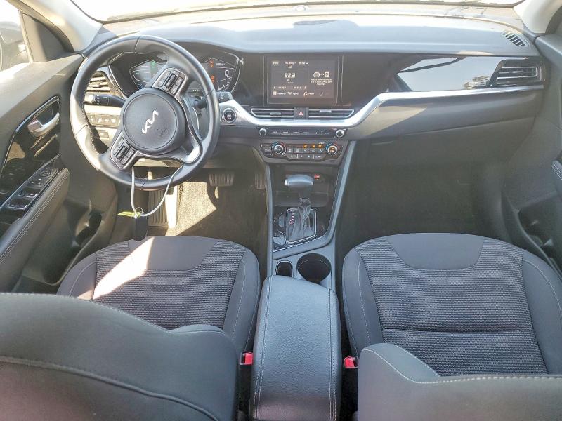 2022 Kia Niro მანქანა იყიდება აუქციონზე, vin: KNDCB3LC1N5548033, აუქციონის ნომერი: 52257646