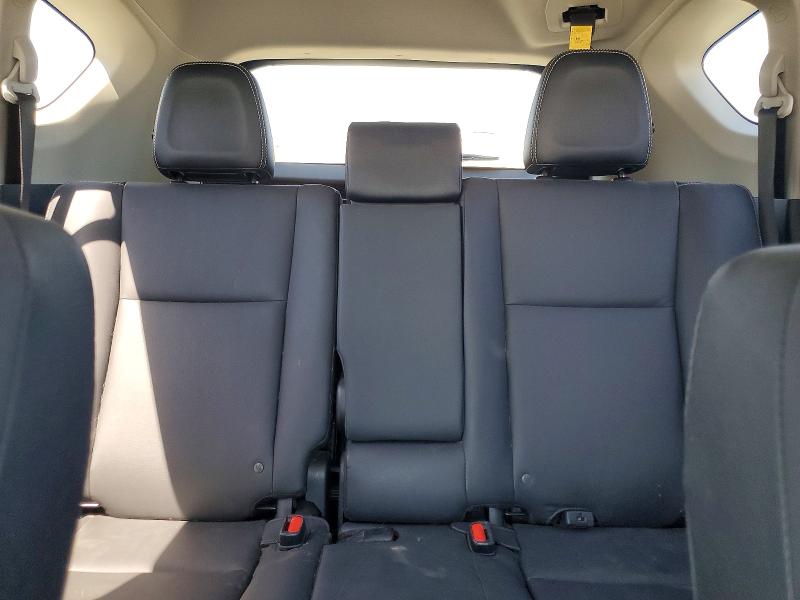 Продаж на аукціоні авто 2018 Toyota Rav4, vin: JTMYFREVXJD128878, номер лоту: 52339936