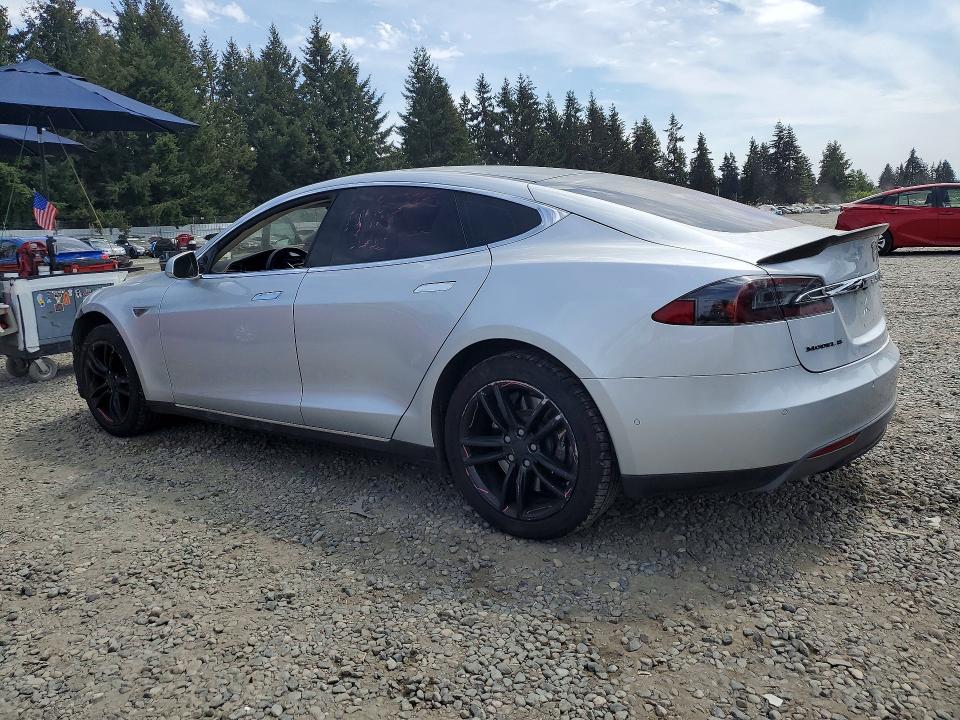 Продажа на аукционе авто 2015 Tesla Model S, vin: 5YJSA1H26FFP69565, номер лота: 52884236