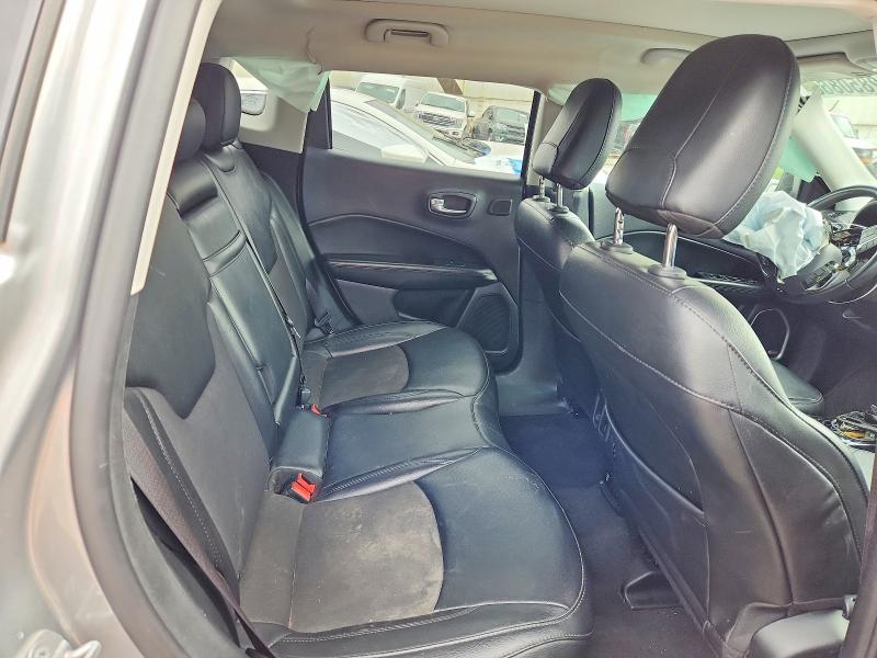 52850866 :رقم المزاد ، 3C4NJDBB3KT750409 vin ، 2019 Jeep Compass مزاد بيع