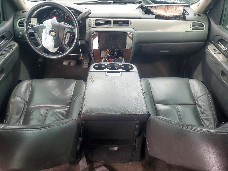 Продаж на аукціоні авто 2010 Chevrolet Suburban, vin: 1GNUCHE06AR260262, номер лоту: 53043286