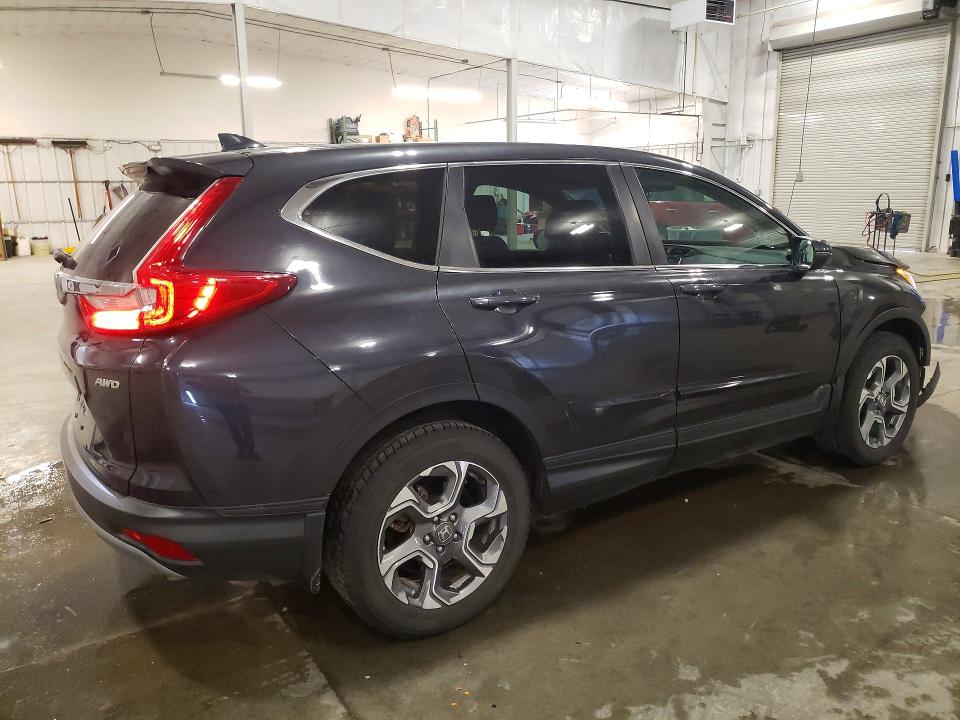 Продажа на аукционе авто 2018 Honda Cr-v, vin: 2HKRW2H8XJH677640, номер лота: 52086316