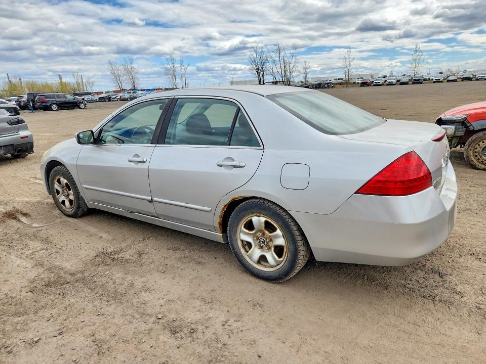 52530946 :رقم المزاد ، 1HGCM56717A807281 vin ، 2007 Honda Accord مزاد بيع