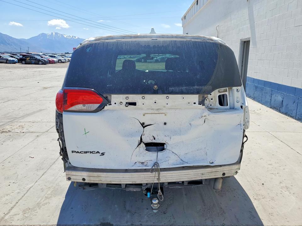 Продаж на аукціоні авто 2020 Chrysler Pacifica, vin: 2C4RC1FG8LR116680, номер лоту: 53051536