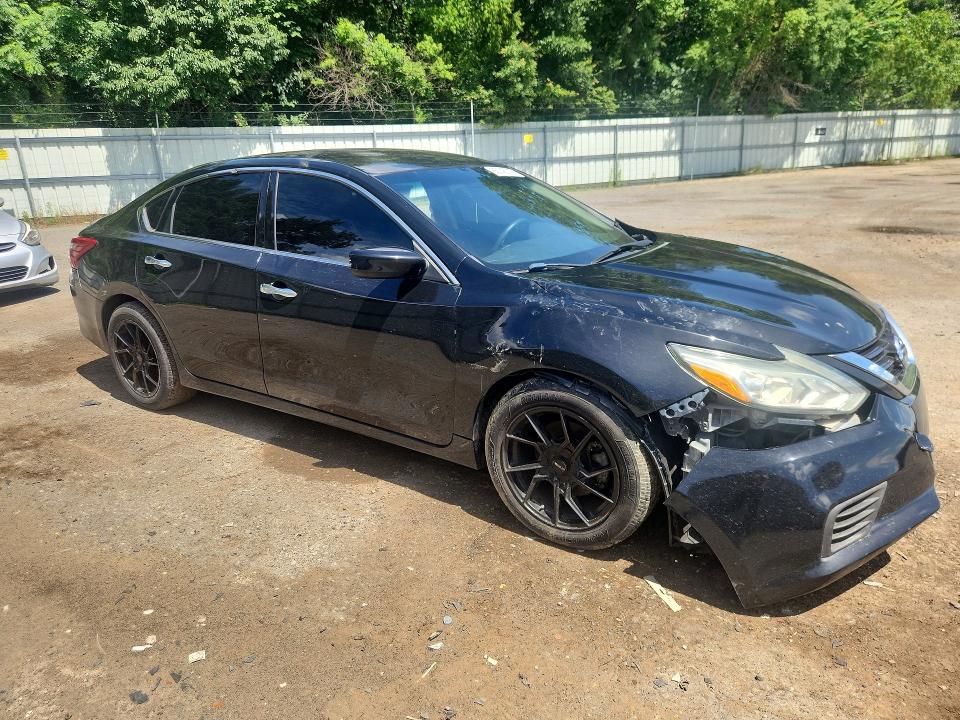 2018 Nissan Altima მანქანა იყიდება აუქციონზე, vin: 1N4AL3AP9JC478643, აუქციონის ნომერი: 55143716