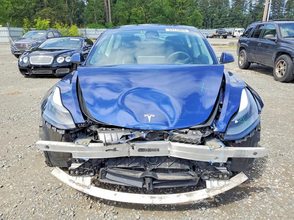 53116026 :رقم المزاد ، 5YJ3E1EA2MF921505 vin ، 2021 Tesla Model 3 مزاد بيع