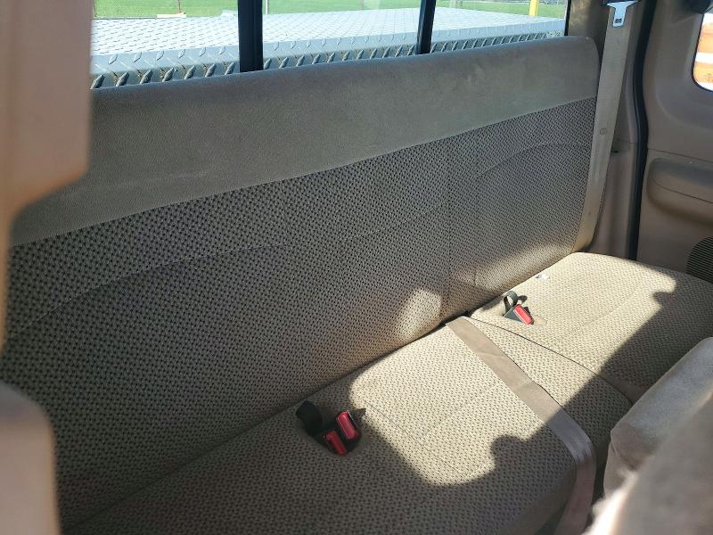 54919156 :رقم المزاد ، 1FTRX17W2XNB57271 vin ، 1999 Ford F150 مزاد بيع
