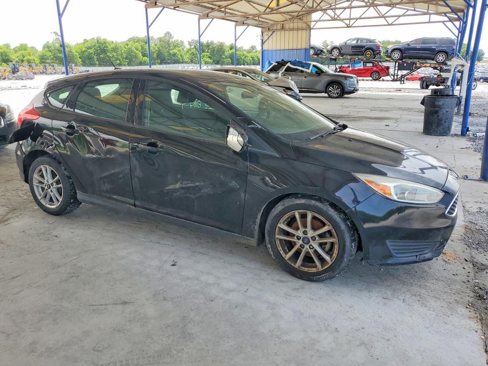 52452256 :رقم المزاد ، 1FADP3K2XHL267272 vin ، 2017 Ford Focus مزاد بيع