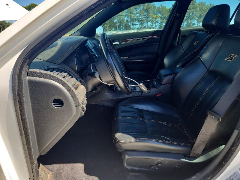 53135646 :رقم المزاد ، 2C3CCABG5HH668778 vin ، 2017 Chrysler 300 مزاد بيع