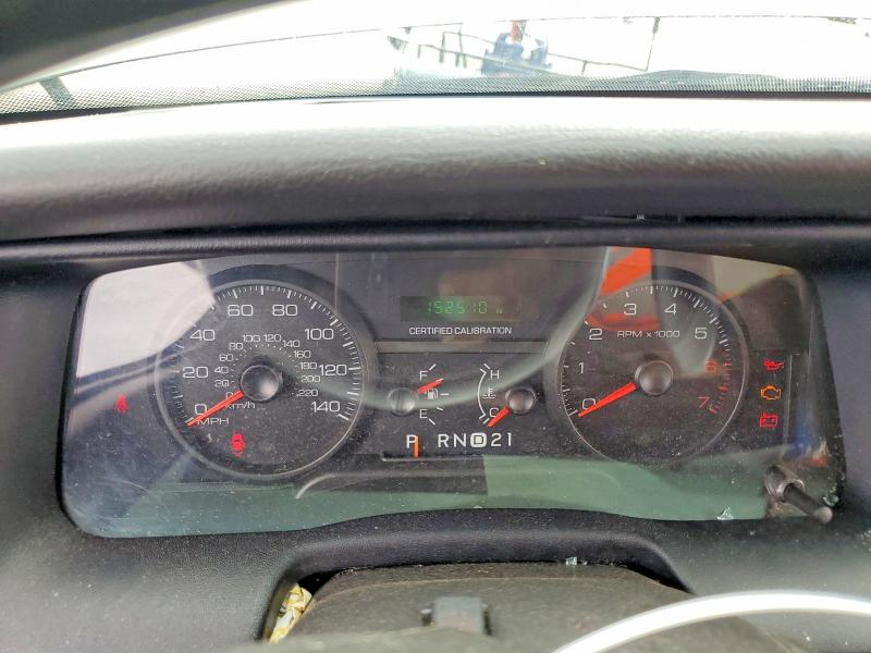 55057696 :رقم المزاد ، 2FAHP71V28X102243 vin ، 2008 Ford Crown Victoria مزاد بيع