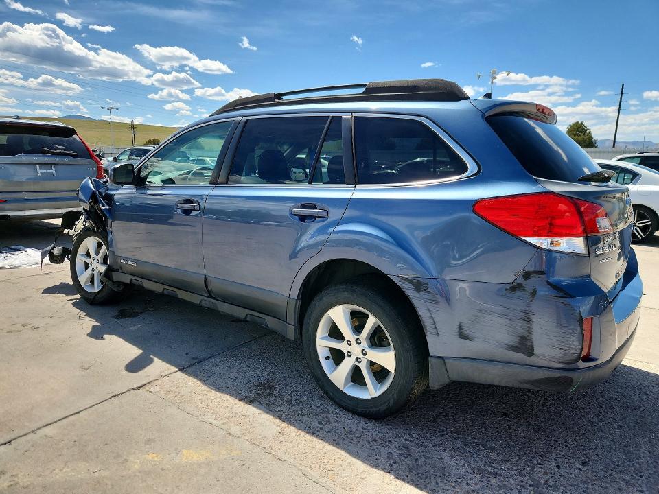 52063296 :رقم المزاد ، 4S4BRCLC9D3226477 vin ، 2013 Subaru Outback مزاد بيع