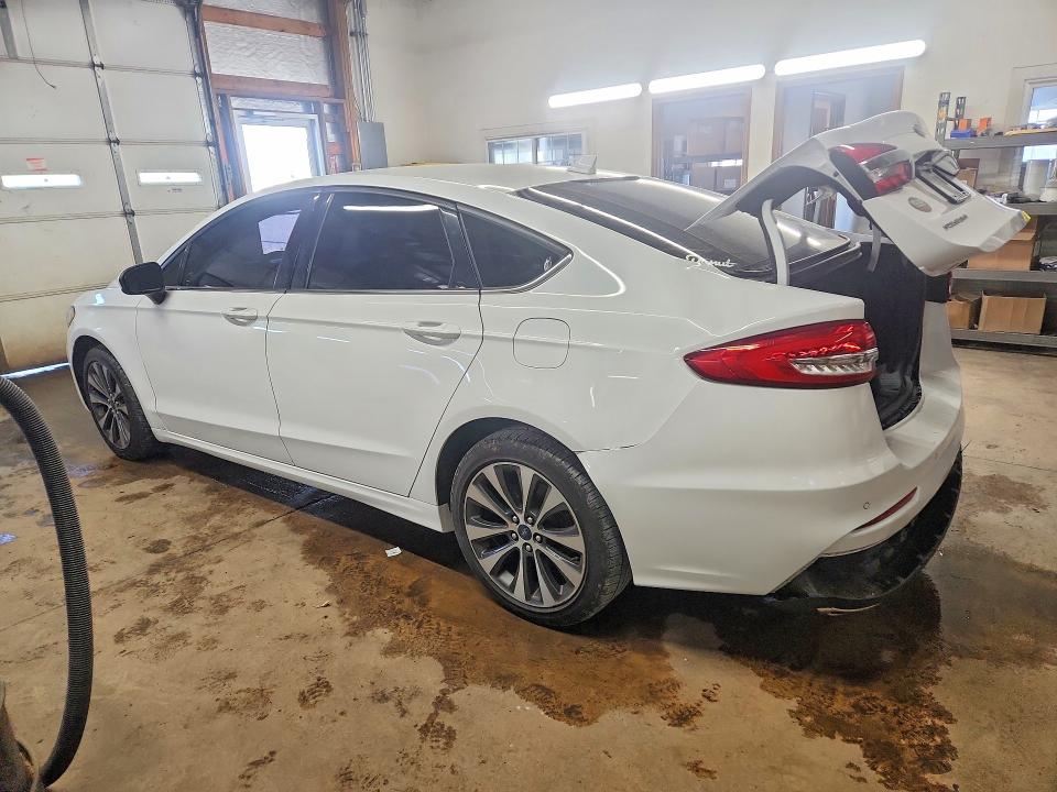 2019 Ford Fusion მანქანა იყიდება აუქციონზე, vin: 3FA6P0T91KR151177, აუქციონის ნომერი: 51139756