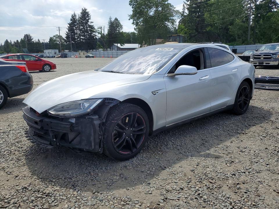 Продажа на аукционе авто 2015 Tesla Model S, vin: 5YJSA1H26FFP69565, номер лота: 52884236