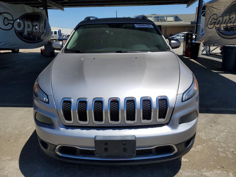 53648126 :رقم المزاد ، 1C4PJMDB8JD564620 vin ، 2018 Jeep Cherokee مزاد بيع
