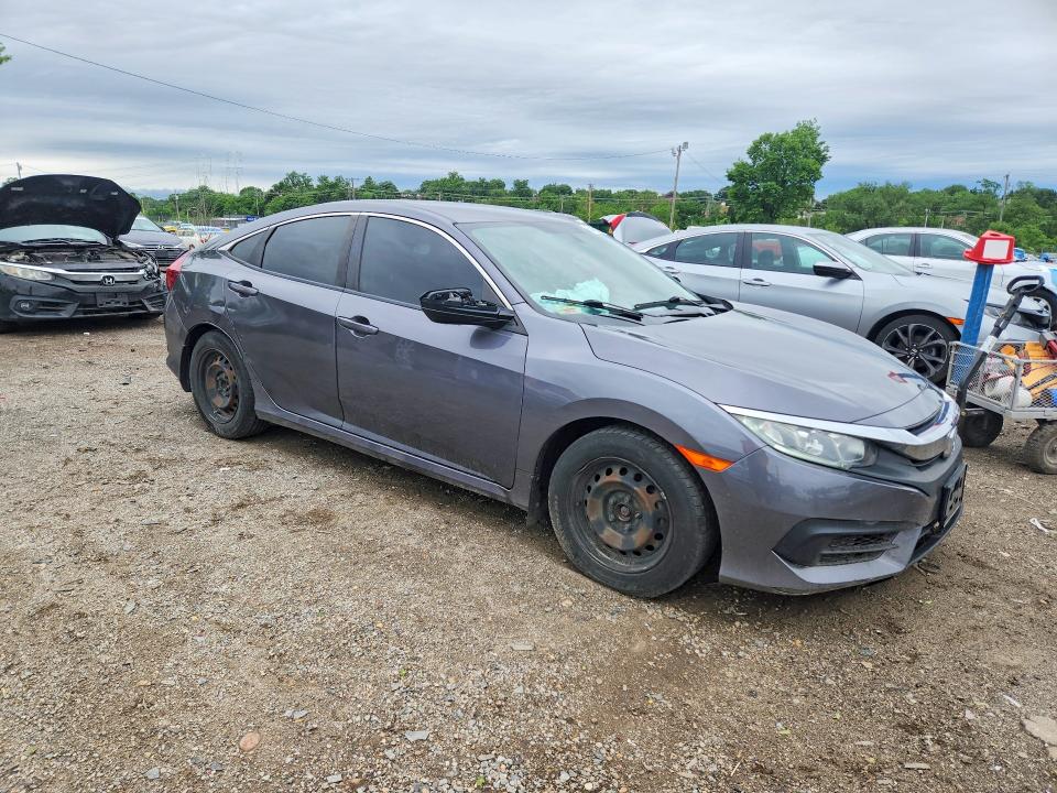 Продаж на аукціоні авто 2018 Honda Civic, vin: 2HGFC2F50JH568117, номер лоту: 54420266