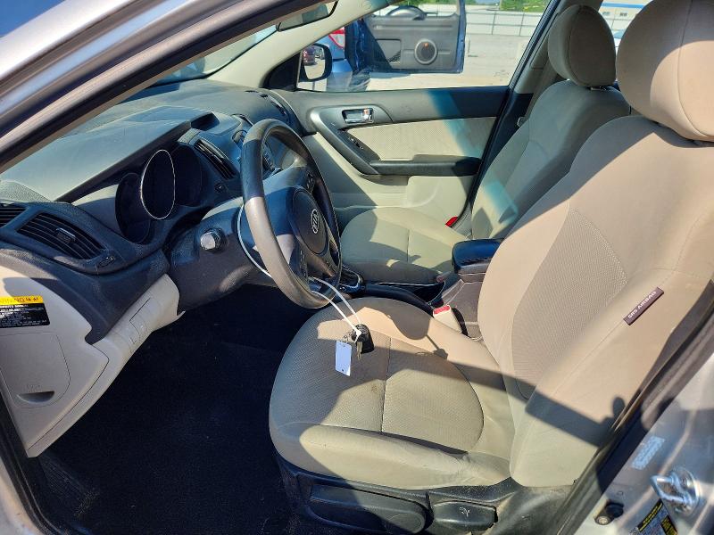 2013 Kia Forte მანქანა იყიდება აუქციონზე, vin: KNAFU4A20D5733726, აუქციონის ნომერი: 53580466