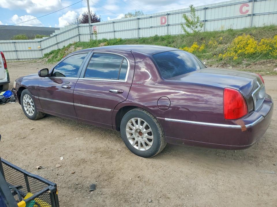 Продаж на аукціоні авто 2006 Lincoln Town Car, vin: 1LNHM81W46Y647578, номер лоту: 52145626