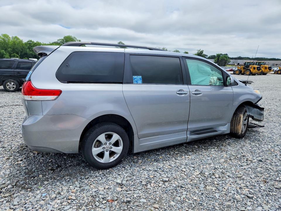 Продажа на аукционе авто 2012 Toyota Sienna, vin: 5TDKK3DC4CS226357, номер лота: 53619826