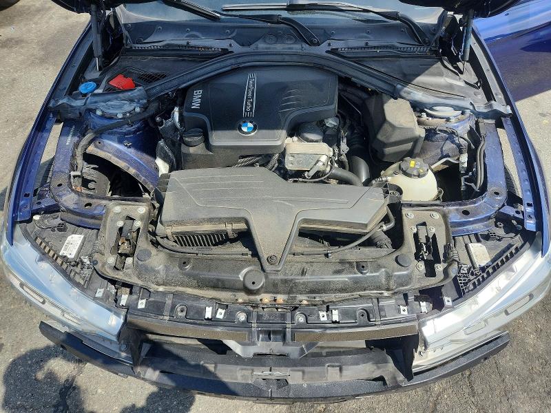 52379226 :رقم المزاد ، WBA8E5G59JNU46393 vin ، 2018 Bmw 320 مزاد بيع