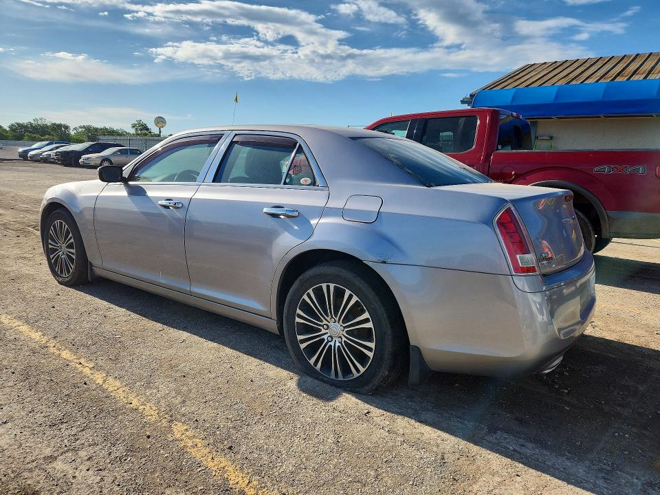 Продажа на аукционе авто 2014 Chrysler 300, vin: 2C3CCAGG3EH120654, номер лота: 52451936